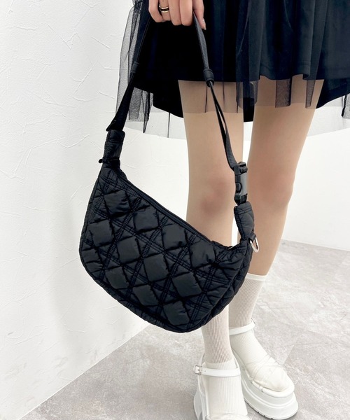 repipi armario（レピピ アルマリオ）の「ラウンドキルティングショルダー（ショルダーバッグ・キッズ・ホワイト/ブルー/ブラック・FREE）」の10枚目の写真