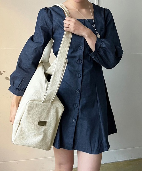 Jewelobe（ジュエローブ）の「シンセティックレザー2wayボリュームショルダーバッグ（ショルダーバッグ・レディース・ピンク/オフホワイト/ブラック/グリーン・FREE）」の5枚目の写真