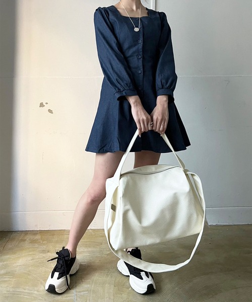 Jewelobe（ジュエローブ）の「シンセティックレザー2wayボリュームショルダーバッグ（ショルダーバッグ・レディース・ピンク/オフホワイト/ブラック/グリーン・FREE）」の8枚目の写真