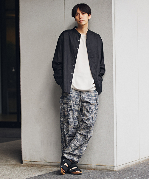 B.C STOCK(ベーセーストック)の「リネンバンドカラーシャツ(シャツ/ブラウス・メンズ・ブラック/ベージュ系その他/カーキ/ダークブルー・MEDIUM/LARGE)」の8枚目の写真