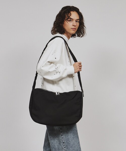 tk.TAKEO KIKUCHI（ティーケータケオキクチ）の「◆ドロストショルダーバッグ（ショルダーバッグ・メンズ・ブラック系/ブラック/シルバー系・00）」の5枚目の写真