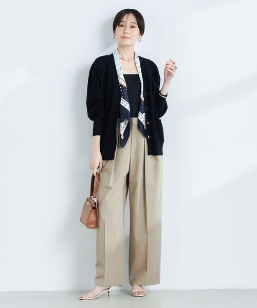 NOLLEY’S Sophi（ノーリーズソフィ）の「《手洗い可能》片畦Vネックカーディガン（ニット/セーター・レディース・ダークネイビー/イエロー/オフホワイト・38）」の8枚目の写真
