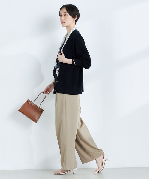NOLLEY’S Sophi（ノーリーズソフィ）の「《手洗い可能》片畦Vネックカーディガン（ニット/セーター・レディース・ダークネイビー/イエロー/オフホワイト・38）」の12枚目の写真