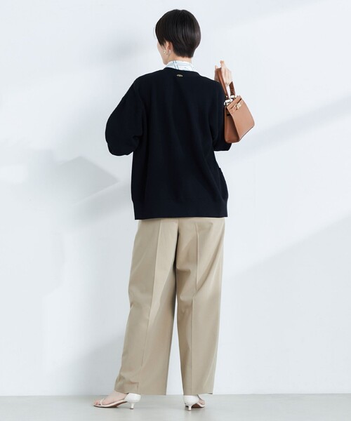 NOLLEY’S Sophi（ノーリーズソフィ）の「《手洗い可能》片畦Vネックカーディガン（ニット/セーター・レディース・ダークネイビー/イエロー/オフホワイト・38）」の14枚目の写真