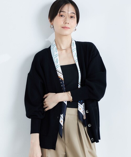 NOLLEY’S Sophi（ノーリーズソフィ）の「《手洗い可能》片畦Vネックカーディガン（ニット/セーター・レディース・ダークネイビー/イエロー/オフホワイト・38）」の20枚目の写真