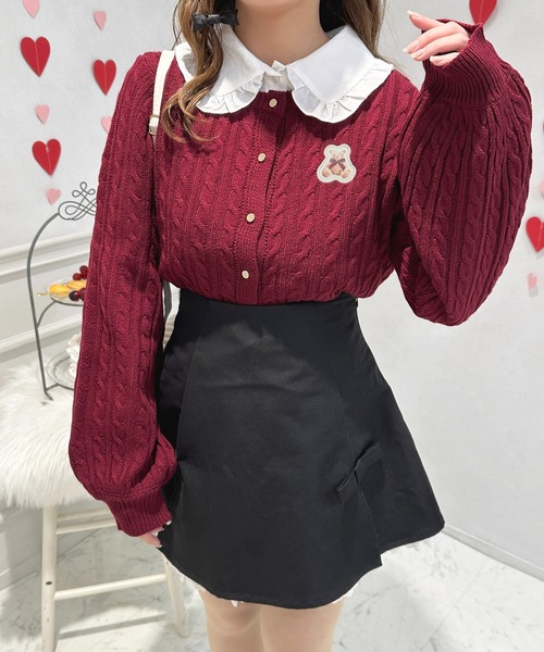 apres jour(アプレジュール)の「くまワッペンケーブルニットカーディガン【ZOZOTOWN限定アイテム】(カーディガン/ボレロ・レディース・ネイビー/オフホワイト/レッド・X-LARGE/フリー)」の15枚目の写真