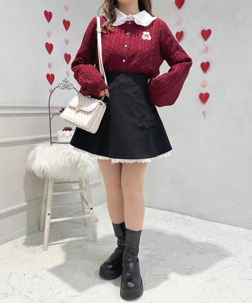 apres jour(アプレジュール)の「くまワッペンケーブルニットカーディガン【ZOZOTOWN限定アイテム】(カーディガン/ボレロ・レディース・ネイビー/オフホワイト/レッド・X-LARGE/フリー)」の7枚目の写真