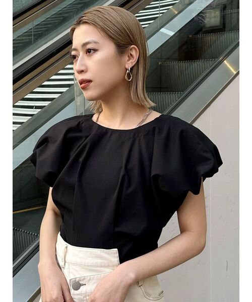 MURUA（ムルーア）の「2WAYウエストタックショートトップス（シャツ/ブラウス・レディース・レッド/ネイビー/ホワイト/ブラック・FREE）」の17枚目の写真