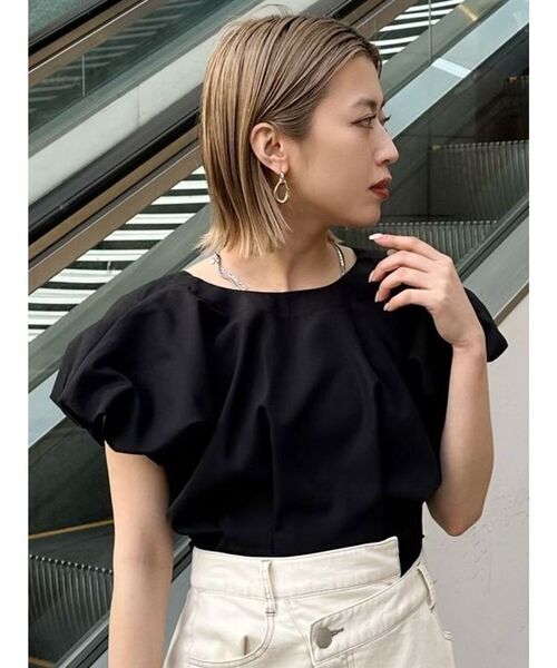 MURUA（ムルーア）の「2WAYウエストタックショートトップス（シャツ/ブラウス・レディース・レッド/ネイビー/ホワイト/ブラック・FREE）」の19枚目の写真