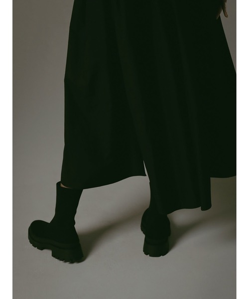 enchainement（アンシェヌマン）の「スリーブレスギャザードレス（シャツワンピース・レディース・オフホワイト/ブラック・フリー）」の12枚目の写真