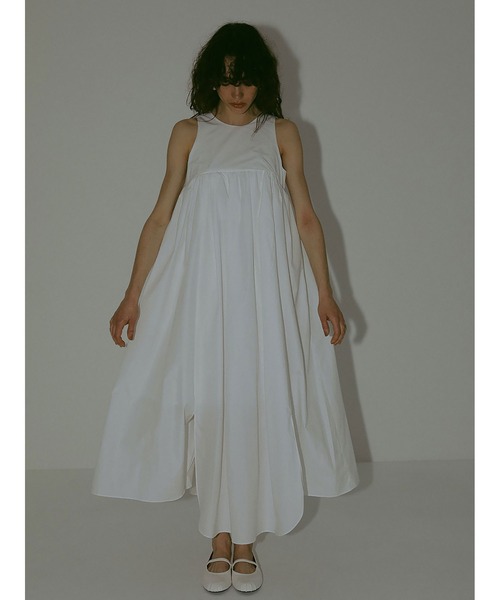 enchainement（アンシェヌマン）の「スリーブレスギャザードレス（シャツワンピース・レディース・オフホワイト/ブラック・フリー）」の18枚目の写真
