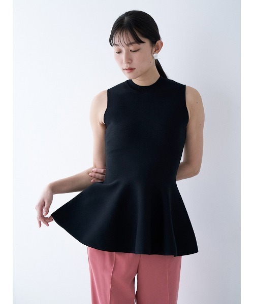 Stylevoice for xxx(スタイルヴォイスフォー)の「ノースリーブペプラムニットトップス(ニット/セーター・レディース・ブラック/ライトベージュ/ホワイト・FREE)」の21枚目の写真