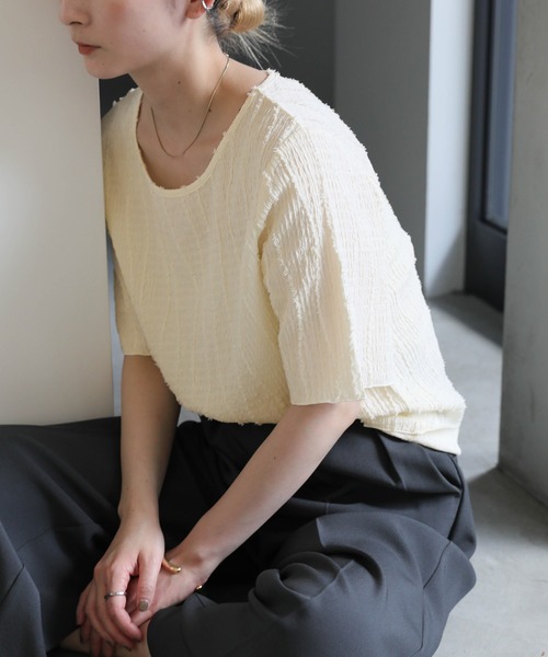 select MOCA(セレクトモカ)の「【選べる着丈】シャギーウェーブライントップス(Tシャツ/カットソー・レディース・ブラック/ベージュ/アイボリー/ブルー/ライトグリーン/ブラウン・MEDIUM/SMALL)」の16枚目の写真