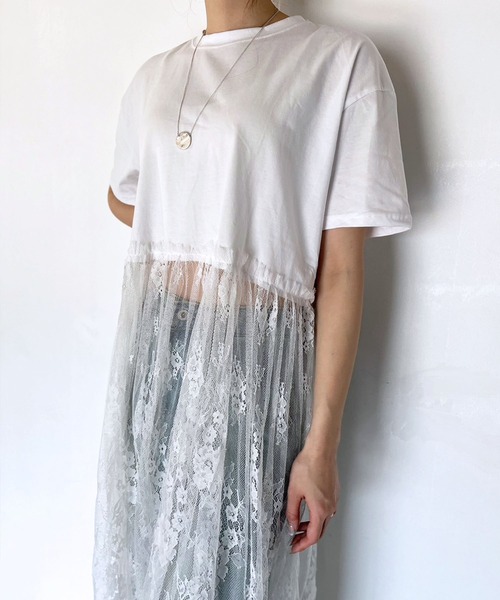 Jewelobe(ジュエローブ)の「レースドッキングオーバーサイズカットワンピース(ワンピース・レディース・ブラック/ホワイト/グレー・FREE)」の8枚目の写真
