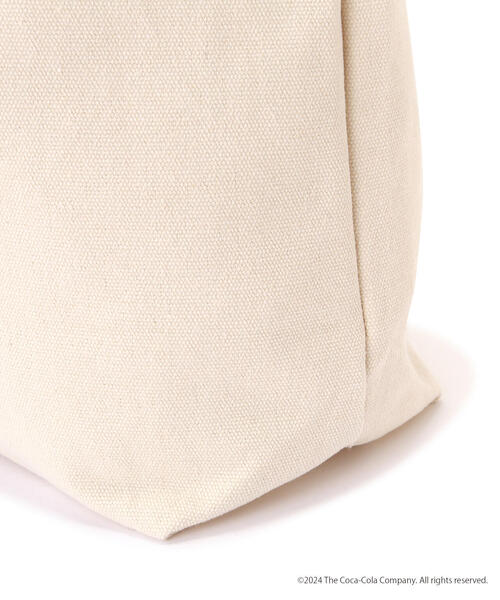 AVIREX（アヴィレックス）の「AVIREX / Coca-Cola 90s CHARACTER BAG（トートバッグ・メンズ・キナリ・FREE）」の17枚目の写真