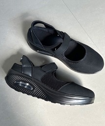 CRB（シーアールビー）の「メッシュスニーカー（スニーカー）」