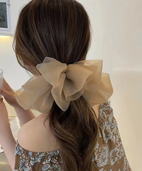 Miniministore(ミニミニストア)の「ビックリボン バレッタ ヘアアクセ韓国風(バレッタ/ヘアクリップ・レディース・アイボリー/ベージュ/ブラック/グレー・FREE)」の4枚目の写真