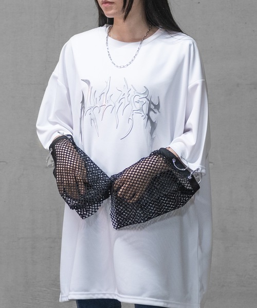 JOHN'S CLOSET(ジョンズクローゼット)の「【13】MESH ARM 2WAY METAL PRINT TEE(Tシャツ/カットソー・メンズ・ホワイト/ブラック・MEDIUM/LARGE)」の6枚目の写真