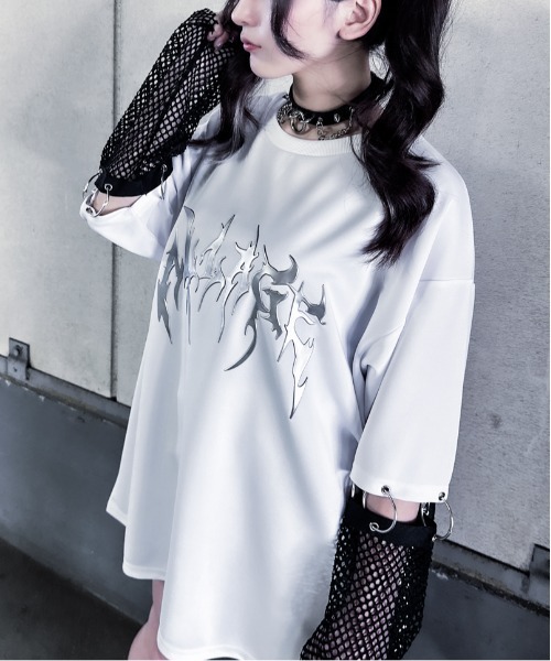 JOHN'S CLOSET(ジョンズクローゼット)の「【13】MESH ARM 2WAY METAL PRINT TEE(Tシャツ/カットソー・メンズ・ホワイト/ブラック・MEDIUM/LARGE)」の15枚目の写真