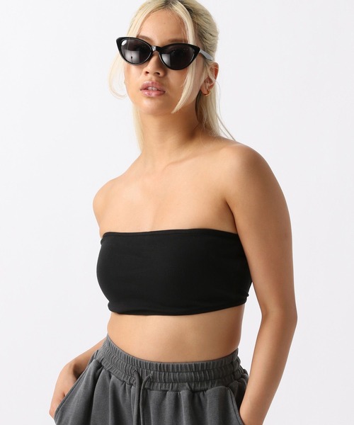 FOREVER 21（フォーエバー トゥエンティーワン）の「【2024SS】カップ付きバンドゥ（チューブトップ・レディース・ブラック/オフホワイト・FREE）」の6枚目の写真