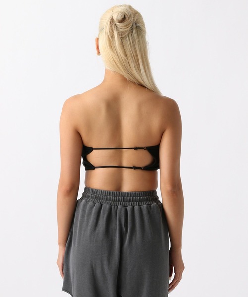 FOREVER 21（フォーエバー トゥエンティーワン）の「【2024SS】カップ付きバンドゥ（チューブトップ・レディース・ブラック/オフホワイト・FREE）」の9枚目の写真