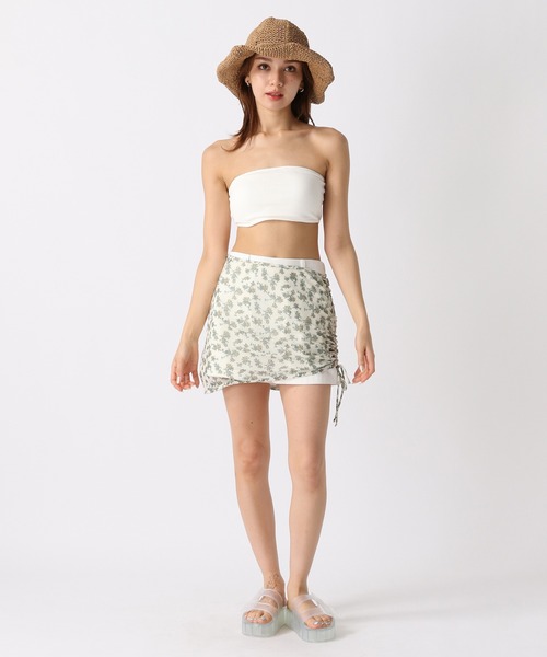 FOREVER 21（フォーエバー トゥエンティーワン）の「【2024SS】カップ付きバンドゥ（チューブトップ・レディース・ブラック/オフホワイト・FREE）」の21枚目の写真