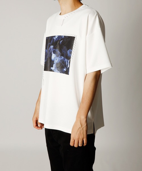 INASTUDIOS ZOO（イーナストゥディオスズー）の「「INASTUDIOS SELECT」ダンボールニット ハンドステッチ ルーズフィット プリントTシャツ（Tシャツ/カットソー・メンズ・ホワイト/ブラック/チャコールグレー・LARGE/X-LARGE/MEDIUM）」の4枚目の写真