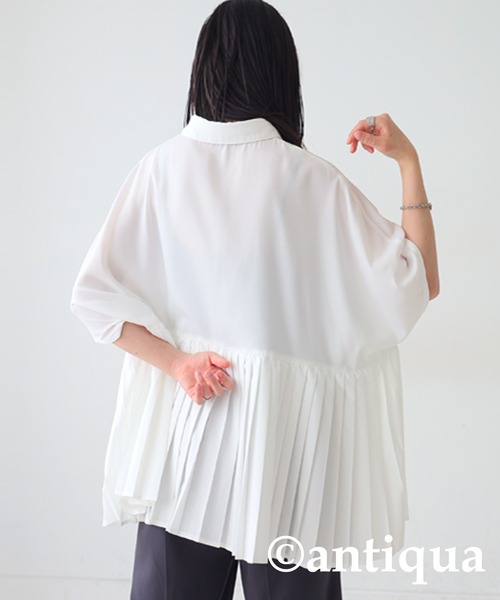 antiqua(アンティカ)の「ドルマンプリーツトップス(シャツ/ブラウス・レディース・オフホワイト/ブラック・P/R)」の4枚目の写真