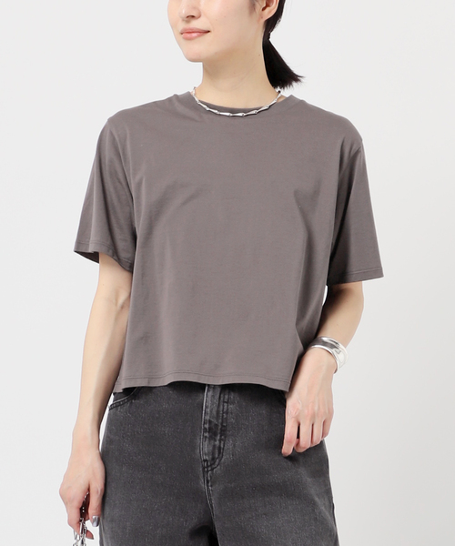 AP STUDIO(エーピーストゥディオ)の「ベーシッククロップドTシャツ(Tシャツ/カットソー・レディース・ブラック/ホワイト/ブラウン・FREE)」の3枚目の写真