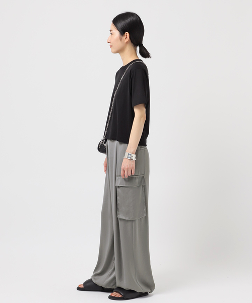 AP STUDIO(エーピーストゥディオ)の「ベーシッククロップドTシャツ(Tシャツ/カットソー・レディース・ブラック/ホワイト/ブラウン・FREE)」の8枚目の写真