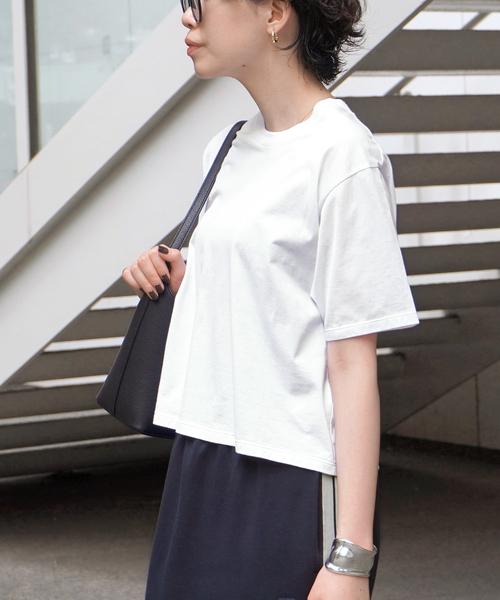 AP STUDIO(エーピーストゥディオ)の「ベーシッククロップドTシャツ(Tシャツ/カットソー・レディース・ブラック/ホワイト/ブラウン・FREE)」の6枚目の写真