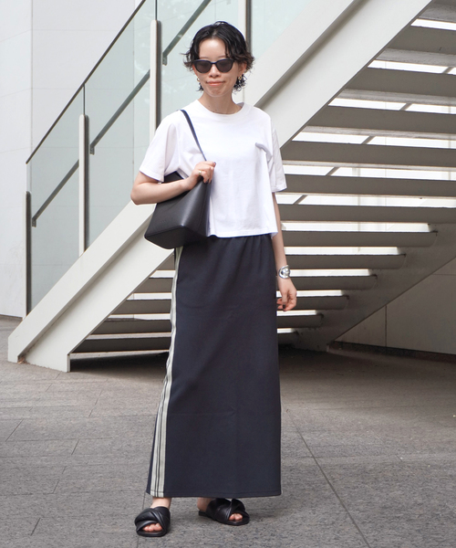 AP STUDIO(エーピーストゥディオ)の「ベーシッククロップドTシャツ(Tシャツ/カットソー・レディース・ブラック/ホワイト/ブラウン・FREE)」の4枚目の写真