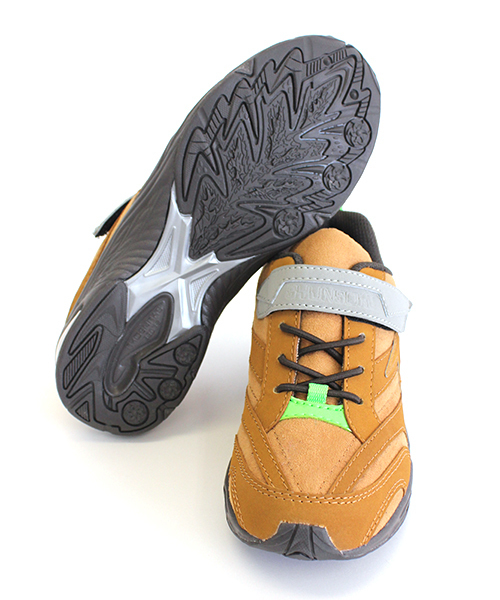 瞬足(シュンソク)の「瞬足Designed by CIAOPANIC TYPY ライズ(スニーカー・キッズ・キャメル/グレー/ネイビー・22/16/17/19/18/21.5/20/21)」の19枚目の写真