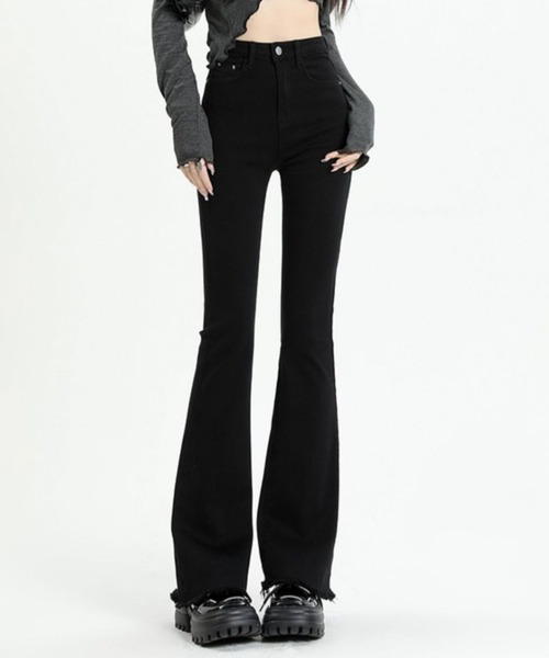 lilful（リルフル）の「【美脚効果！】裾フリンジ ストレッチスキニーフレアデニムパンツ（デニムパンツ・レディース・グレー/ブルー/ブラック・S/L/M）」の19枚目の写真