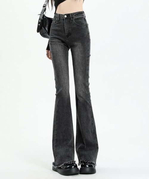 lilful（リルフル）の「【美脚効果！】裾フリンジ ストレッチスキニーフレアデニムパンツ（デニムパンツ・レディース・グレー/ブルー/ブラック・S/L/M）」の21枚目の写真