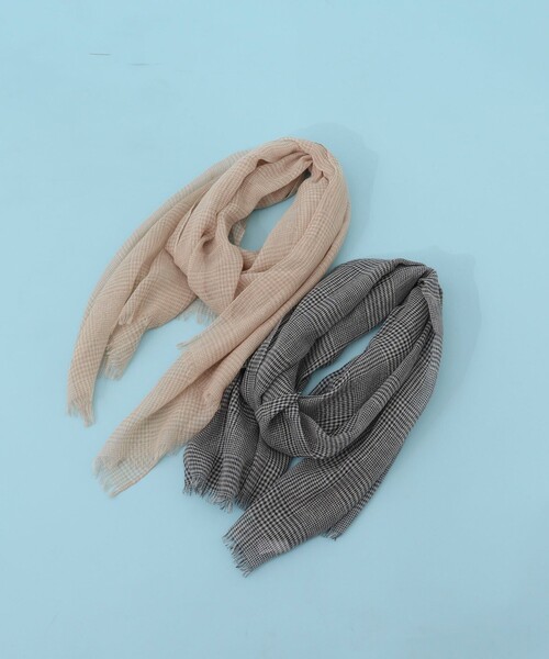 NOLLEY’S Sophi（ノーリーズソフィ）の「グレンチェックストール（ストール/ショール・レディース・ネイビー/ベージュ・FREE）」の9枚目の写真