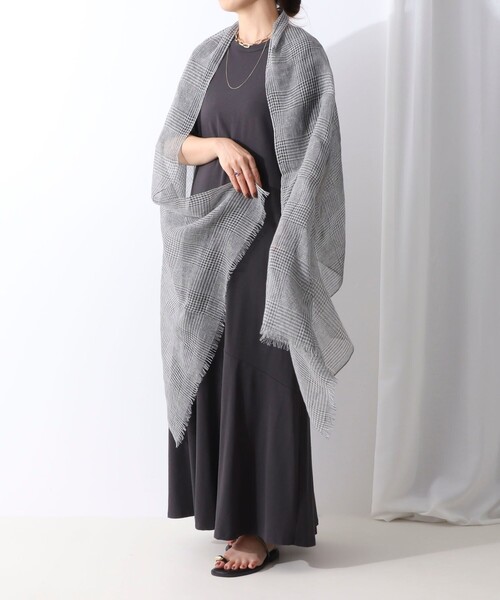 NOLLEY’S Sophi（ノーリーズソフィ）の「グレンチェックストール（ストール/ショール・レディース・ネイビー/ベージュ・FREE）」の18枚目の写真