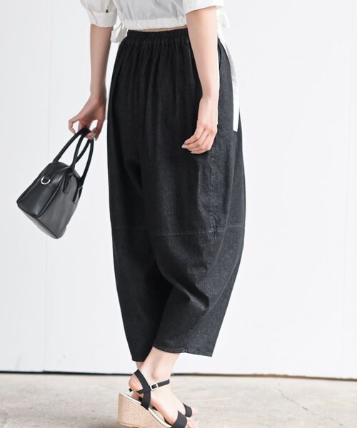 rps（アールピーエス）の「デニムエッグパンツ（デニムパンツ・レディース・ブラック/サックスブルー/ブルー・フリー）」の5枚目の写真