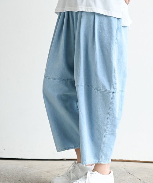 rps（アールピーエス）の「デニムエッグパンツ（デニムパンツ・レディース・ブラック/サックスブルー/ブルー・フリー）」の14枚目の写真