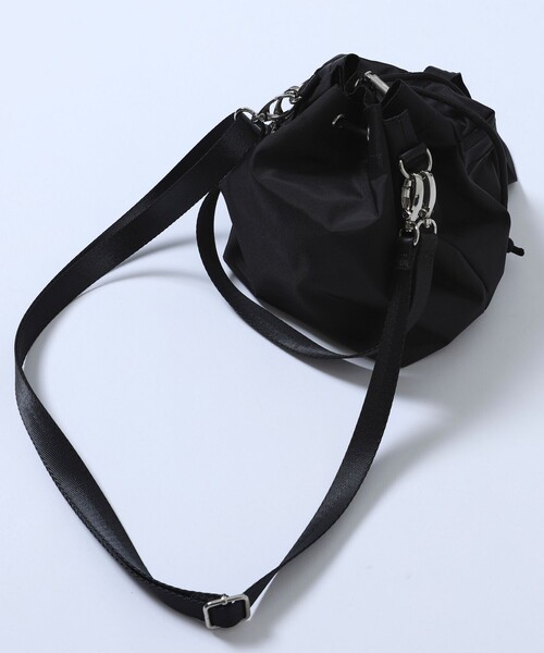 OUTDOOR PRODUCTS(アウトドアプロダクツ)の「OUTDOOR PRODUCTS × Firsthand/アウトドアプロダクツ 別注2wayリボンキンチャクバッグ / ワンハンドルバッグ / ショルダーバッグ(ショルダーバッグ・レディース・レッド/ブラック/オリーブ・ONE SIZE)」の16枚目の写真
