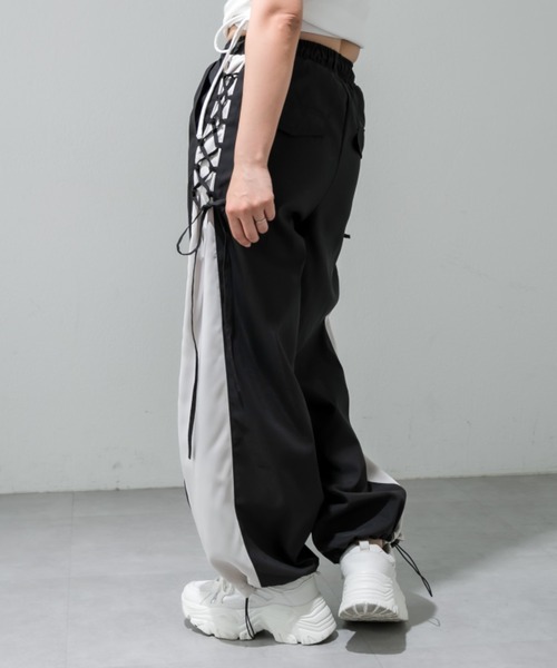 OLIVE des OLIVE（オリーブデオリーブ）の「【販売停止】バイカラーレースアップパンツ（その他パンツ・レディース・ピンク/グレー/ブラック・FREE）」の10枚目の写真