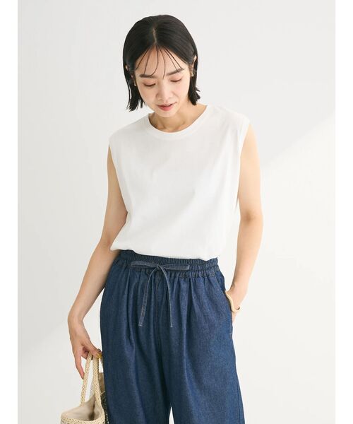 Green　Parks（グリーンパークス）の「汗染み防止ノースリーブプルオーバー（Tシャツ/カットソー・レディース・グレー系その他/サックスブルー/オフホワイト/ダークグレー・FREE）」の16枚目の写真