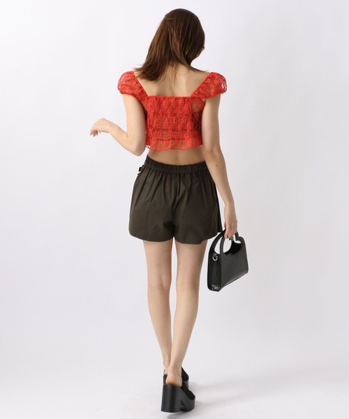 FOREVER 21（フォーエバー トゥエンティーワン）の「【2024SS】アソートレースコンパクトブラウス（シャツ/ブラウス・レディース・オフホワイト/ホワイト系その他/レッド/ブラック/ブラック系その他・FREE）」の9枚目の写真