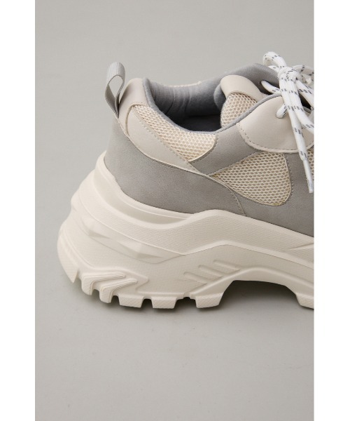 AZUL by moussy（アズールバイマウジー）の「ボリュームソールスニーカー（スニーカー・レディース・アイボリー/ブラック・SMALL/MEDIUM/LARGE）」の22枚目の写真