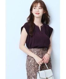 JUSGLITTY（ジャスグリッティー）の「フロントチェーンタックブラウス 