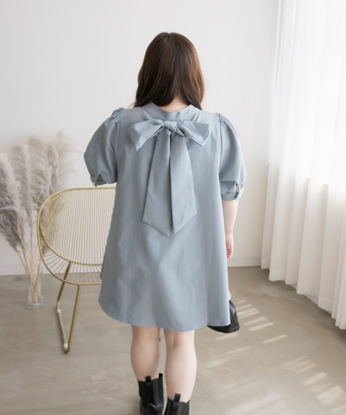 CLETTE(クレット)の「バックリボンチュニックブラウス(シャツ/ブラウス・レディース・ブラック/ブルー/オフホワイト・4L/3L/LL)」の8枚目の写真