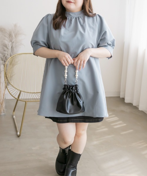 CLETTE(クレット)の「バックリボンチュニックブラウス(シャツ/ブラウス・レディース・ブラック/ブルー/オフホワイト・4L/3L/LL)」の10枚目の写真