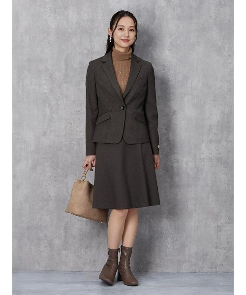 Perfect Suit FActory（パーフェクトスーツファクトリー）の「デレガントスーツ　ミニチェック　ジャケット　ネイビー/ブラウン【ストレッチ】【マシンウォッシャブル】【スリム】（スーツジャケット・レディース・ネイビー/ブラウン・13号/11号/9号/7号）」の8枚目の写真