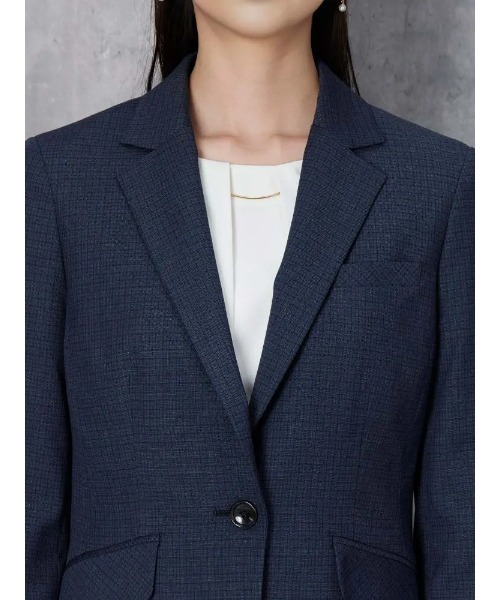 Perfect Suit FActory（パーフェクトスーツファクトリー）の「デレガントスーツ　ミニチェック　ジャケット　ネイビー/ブラウン【ストレッチ】【マシンウォッシャブル】【スリム】（スーツジャケット・レディース・ネイビー/ブラウン・13号/11号/9号/7号）」の15枚目の写真