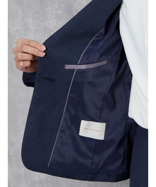 Perfect Suit FActory（パーフェクトスーツファクトリー）の「デレガントスーツ　ミニチェック　ジャケット　ネイビー/ブラウン【ストレッチ】【マシンウォッシャブル】【スリム】（スーツジャケット・レディース・ネイビー/ブラウン・13号/11号/9号/7号）」の19枚目の写真
